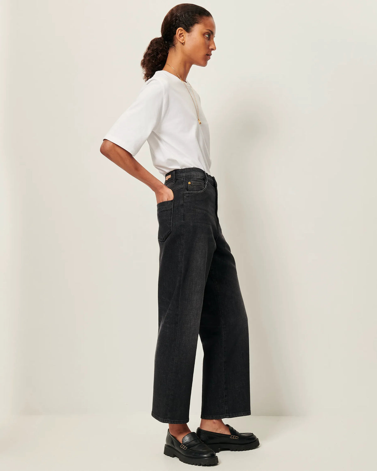 Brocken Black